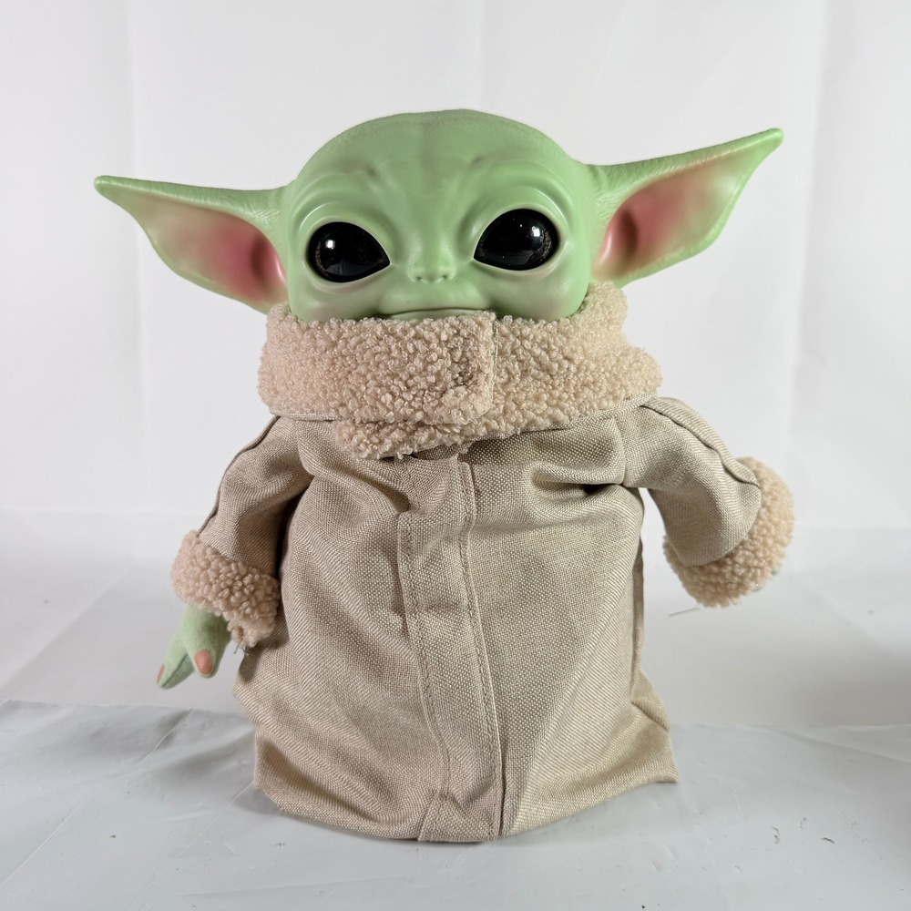 Star Wars The Mandalorian Grogu Squeeze & Blink Plush Sound Mattel Baby Yoda
